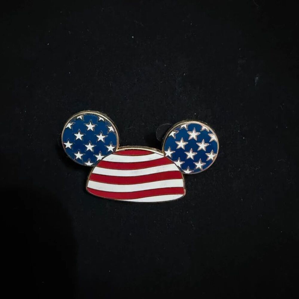 Disney Mickey Ear Hat American Flag Stars Stripes Patriotic Pin 2008 WDW